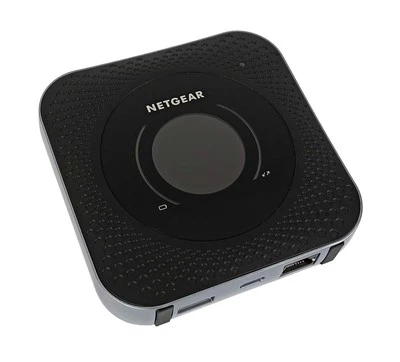 Netgear Nighthawk M1 Gigabit LTE Mobile Router MR1100-100EUS  - Bild 1 von 2
