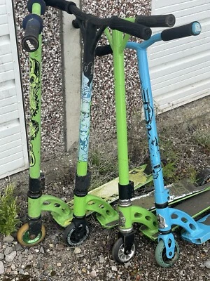 Lote de trabajo de 4x Original MGP Stunt Scooter - 1x Azul 3x Verde / Niños Pequeños Adolescentes Foto 1 de 4