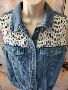 Ny Collection Womans Juniors Size L Crochet Detail Snap Front Denim Vest Shirt - Picture 1 of 7