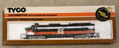 Tyco New Haven 1120 Diesel Locomotive HO Model Train Engine E-7 255-28 Untested - Image 1 of 4