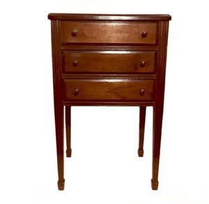 Vintage accent table. Sewing table / Tea table with 3 drawers. Mahogany stain. - Picture 1 of 11