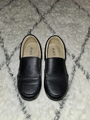 The Childrens Place Black Slip-On Loafer Dress Shoes Big Kid Size 3 - Image 1 of 3
