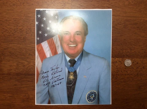 Signed Autographed Army Vietnam War James Taylor Medal of Honor PHOTO MOH Cover