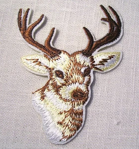 ÉCUSSON APPLIQUE PATCH thermocollant ** 7 x 9 cm ** TÊTE de CERF CHEVREUIL - Picture 1 of 1