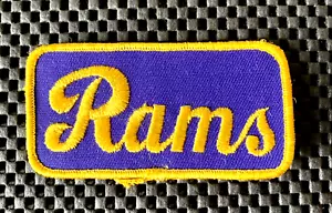 RAMS RICAMATO SOLO TOPPA LOS ANGELES RAMS NFL SQUADRA DI CALCIO 4x2" NOS - Foto 1 di 2