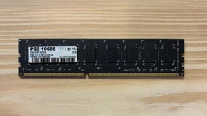 OCZ Intel XMP 2GB DDR3-1333MHz DIMM PC3-10600 CL7 RAM Memory (OCZ3X13334GK) - Picture 1 of 2