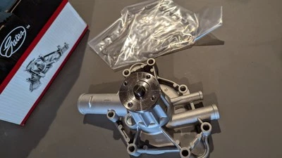 43026 Gates Water Pump for Ram Van Truck Fury Le Baron Dodge B250 D250 B350 D350 - Image 1 of 2