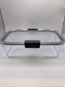 Rubbermaid Brilliance Food Storage Container 9.6 Cups 2.3 Liters Clear Plastic - Picture 1 of 8