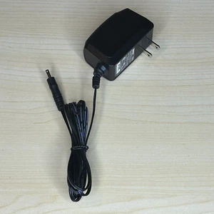 Genuine Roku AC Adapter WA-06A12FU 12V 0.5A - Picture 1 of 3