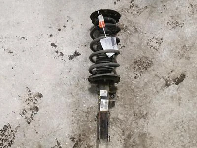 Puntal de suspensión delantero izquierdo usado se adapta a: Chevrolet Equinox 2015 delantero 2,4 L L Foto 1 de 4