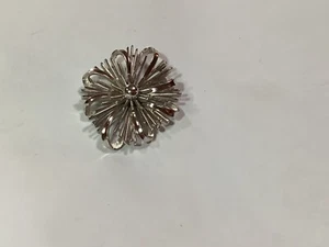 crown Trifari signed silver tone ribbon bow brooch 2.75" x 2" - Picture 1 of 4