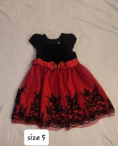 Little Girls Size 5 Black And Red Holiday Dress With Button Up And Tie Back - Picture 1 of 2