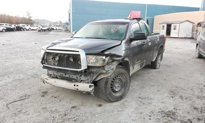 2012 Toyota Tundra 4.6L Engine Motor OEM 237K Miles - LKQ424311108 - Image 1 of 4