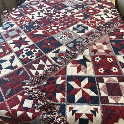 Vtg Quilt Blanket Fringe Bedspread Crown Crafts Cotton 96"x98" Retro Farmhouse - Image 1 of 4