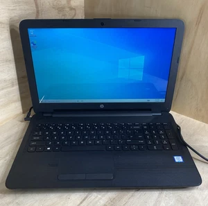 HP Pavilion 15-AY009DX INTEL CORE i3-6100U@2,30 GHz/HDD 1 TB/6 GB RAM/Win10H - Foto 1 di 10