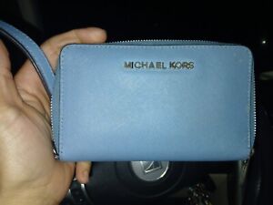 Michael Kors Jet Set Travel Large Flat Zip Phone Case Wristlet Wallet BLUE