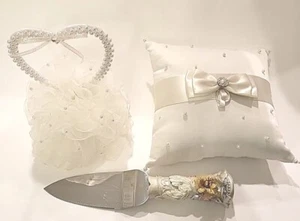 L. ROSE IVORY PEARL RING BEARER PILLOW 7.5/7.5" + Knife & CENTER PIECE(SET OF 3) - Picture 1 of 10