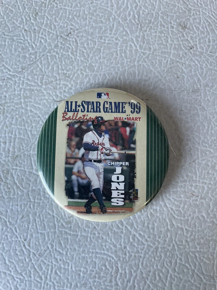 Chipper Jones Atlanta Braves 1999 Walmart All Star Game Balloting Button - Image 1 of 1