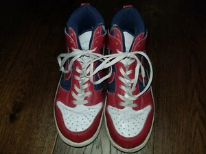 Nike Custom New York Knicks Red & White High Top Sneakers 336596 992 Sz 6.5 Y - Picture 1 of 10