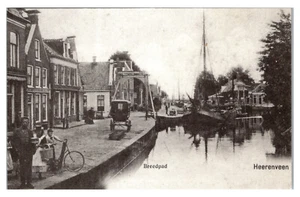 HEERENVEEN NETHERLANDS BREEDPAD ROAD ALONG CANAL OLD POSTCARD - Imagen 1 de 2
