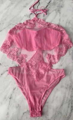 Victoria's Secret Novo com etiquetas Malha Rosa/Sobreposição de Renda Top Halter Bodysuit Teddy Grande G - Imagem 1 de 4