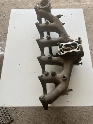 Nissan Gq Patrol TB42 - Inlet Manifold - image 1 of 4