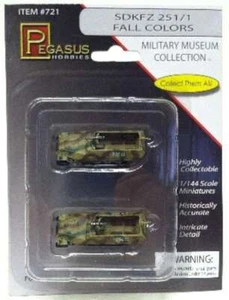 1/144 SdKfz 251/1 Halftrack #113/114 (Camouflage) (2) (Assembled) - Picture 1 of 1