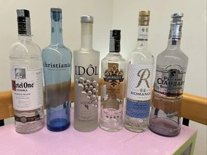 Vodka Selection - 6 Bottiglie Vuote - Foto 1 di 13