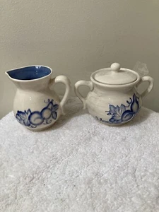 Pennsbury Pottery Pennsylvania Vintage - CREAMER & SUGAR BOWL Blue And White - Picture 1 of 24