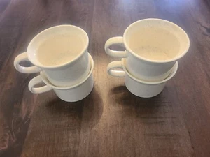 Vintage Set of 4 USA Pottery Coffee Cups - Picture 1 of 7