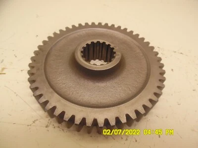 FORD 1910 TRANSMISSION P.T.O. SHAFT GEAR 47T SBA-322320620 - Image 1 of 4