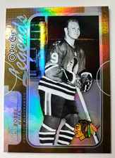 2008-09 OPC Chicago  Black Hawks Bobby Hull Rainbow Legends card #577