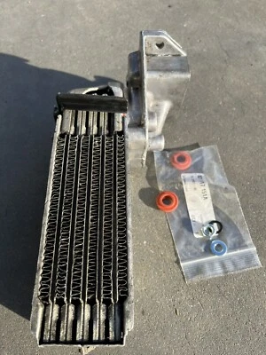 Autobús Volkswagen Beetle Ghia 1971-1979 fabricante de equipos originales enfriador de aceite para casa de perros más sello de soporte #33 Foto 1 de 4