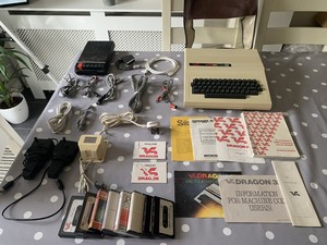 DRAGON 32 COMPUTER BUNDLE