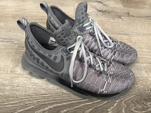 kd shoes gray