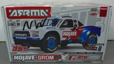 MOJAVE GROM 223S BLX 1/16 Desert Truck Red/White/Blue ARA2304ST2 - Image 1 of 4