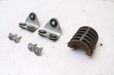 1980 - 1982 铃木 RS175 RS175T 油箱前下安装支架 — 第 1/4 张图片