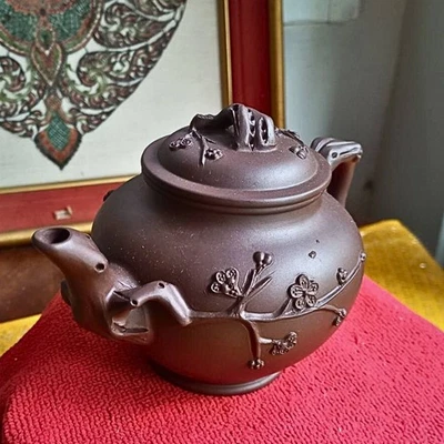 Tetera china de colección Yixing Zisha de arcilla púrpura hecha a mano exquisita flor firmada Foto 1 de 4