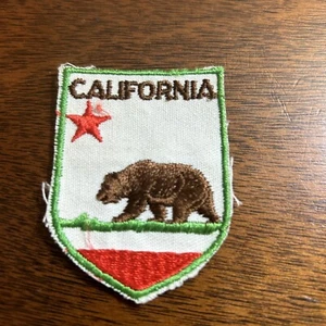 Bear Patch California State Green Border Brown Red Vintage Grizzly Star Good - Picture 1 of 2