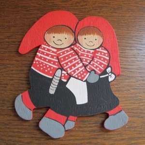 NEW REDD BARNA'S HAND PAINTED WOODEN CHRISTMAS ORNAMENT NORWAY - Picture 1 of 2