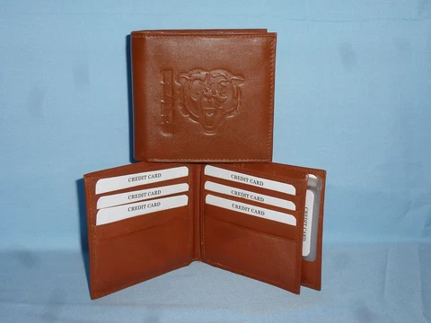 CHICAGO BEARS   Leather BiFold Wallet    NEW    brown 4 + Cover