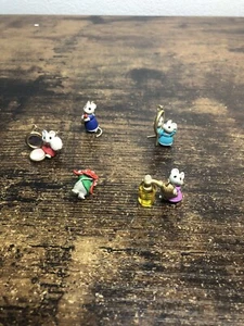 Miniature Mice hallmark Christmas ornaments (tiny treasures )set a five - Picture 1 of 7