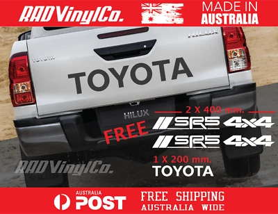 Puerta trasera Toyota HiLUX (2004 hasta la actualidad) | Calcomanía adhesiva de vinilo Foto 1 de 4