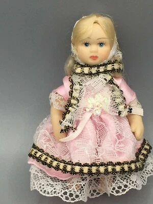 Llavero muñeca porcelana vintage  Foto 1 de 4