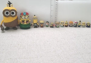 Despicable Me MINION MINEEZ Lot 14 Cheese Festival Minions 1" Mini Figuren - Bild 1 von 8