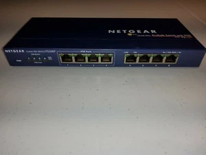 NG FS108P (Netgear Switch, Network, 8 Port, 10/100 4 POE ports) - Picture 1 of 4