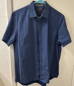 Camisa Michael Kors Para Hombres Calce Clásico Manga Corta Logo Abotonada Talla Mediana - Imagen 1 de 16