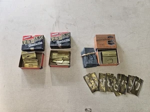 3 Schachteln Messing Verriegelungsschablonen, verschiedene Größen - Bild 1 von 9