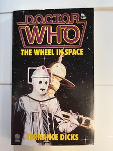 Doctor Who #130 The Wheel In Space Paperback Book Terrance Dicks Target 1988 - Picture 1 of 7