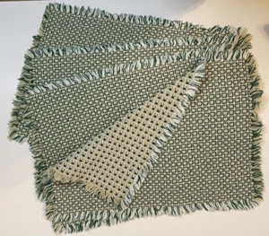 Placemats set of 4 rectangle Woven Green & Cream Reversable - Picture 1 of 3
